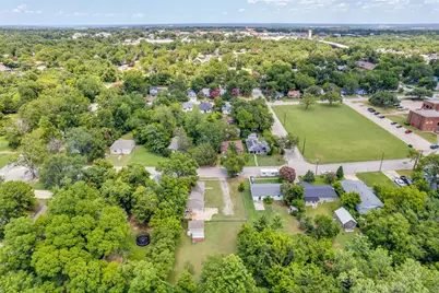 408 W Heron Street, Denison, TX 75020 - Photo 29