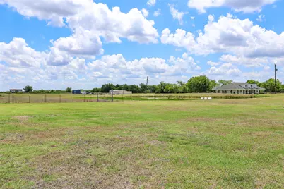 490 N Greenville Road, Nevada, TX 75173 - Photo 13