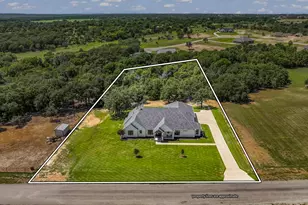 612 Latigo Ct, Weatherford, TX 76088 - Photo 3