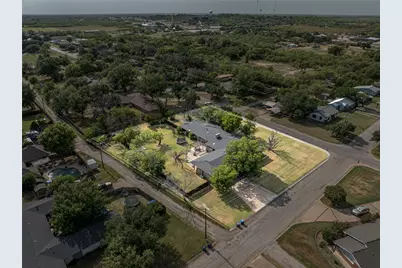 1501 W Elliott Street, Breckenridge, TX 76424 - Photo 3