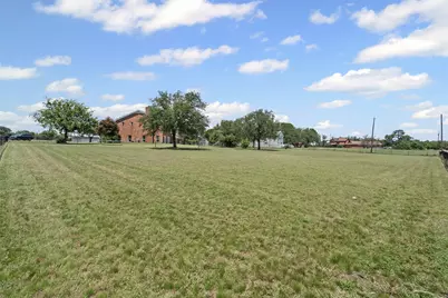 105 Country Green Court, Weatherford, TX 76087 - Photo 35