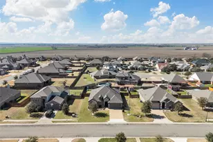 248 Woodhaven Trl, McGregor, TX 76657 - Photo 27