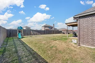 248 Woodhaven Trl, McGregor, TX 76657 - Photo 33