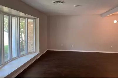 6040 Wester Avenue, Fort Worth, TX 76133 - Photo 9