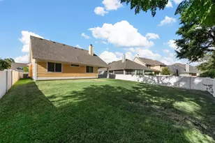 9914 Wethers Field Cir, Providence Village, TX 76227 - Photo 29