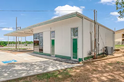 3015 Clarksville Street, Paris, TX 75460 - Photo 17