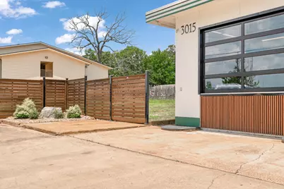 3015 Clarksville Street, Paris, TX 75460 - Photo 15