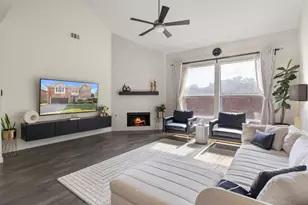 1900 Park Manor Ct, Euless, TX 76039 - Photo 5