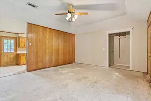 504 N Emerson St, Mart, TX 76664 - Photo 9