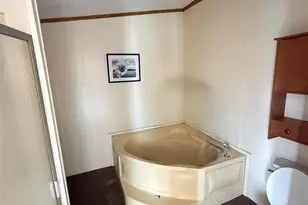 198 E 4th St, Crawford, TX 76638 - Photo 11