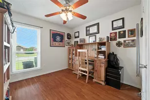 1613 Autumn Breeze Ln, Lewisville, TX 75077 - Photo 15