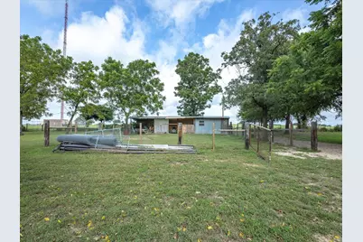 14889 N State Highway 19, Palestine, TX 75803 - Photo 1