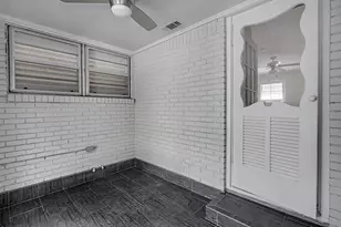 1820 Ridgmar Blvd, Fort Worth, TX 76116 - Photo 29