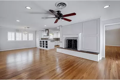 1820 Ridgmar Boulevard, Fort Worth, TX 76116 - Photo 3