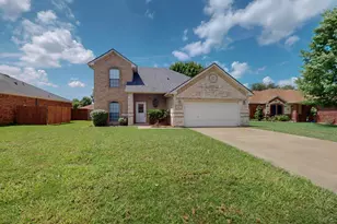 805 Brandon Dr, Seagoville, TX 75159 - Photo 3