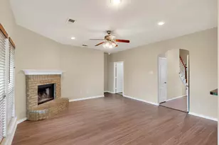 805 Brandon Dr, Seagoville, TX 75159 - Photo 11