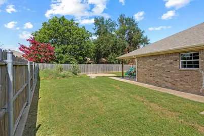 106 Westwood Court, Bonham, TX 75418 - Photo 27