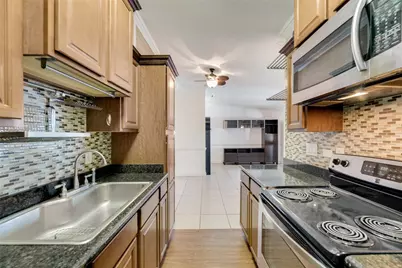 2627 Douglas Avenue #205, Dallas, TX 75219 - Photo 9