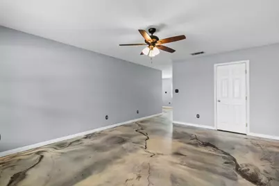 1005 Hooks Street, Lacy Lakeview, TX 76705 - Photo 15