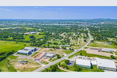 901 Tucker Way, Granbury, TX 76048 - Photo 23