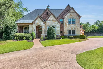 10500 Estancia Court, Fort Worth, TX 76108 - Photo 3