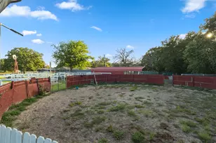 1814 Co Rd 121, Kaufman, TX 75142 - Photo 37