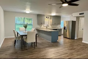 423 E 5th St, Bonham, TX 75418 - Photo 7