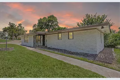 2207 Van Cleave Drive, Dallas, TX 75216 - Photo 3