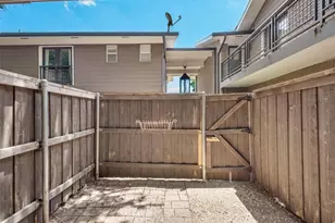 10211 Regal Oaks Dr, Dallas, TX 75230 - Photo 21