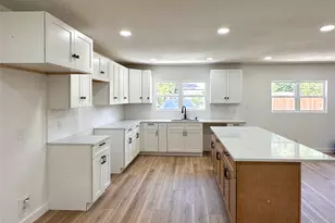 809 Longbeach Dr, Garland, TX 75043 - Photo 7