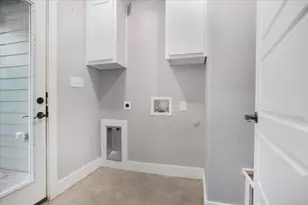 408 W Day St, Denison, TX 75020 - Photo 13