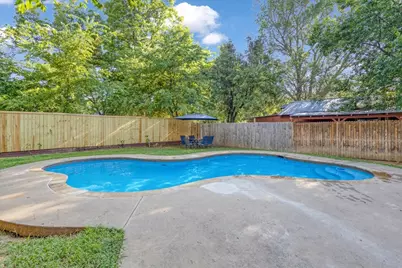 408 W Day Street, Denison, TX 75020 - Photo 23