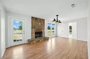 236 Half Moon Way, Runaway Bay, TX 76426 - Photo 11