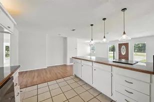 236 Half Moon Way, Runaway Bay, TX 76426 - Photo 19