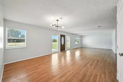 236 Half Moon Way, Runaway Bay, TX 76426 - Photo 7