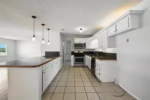 236 Half Moon Way, Runaway Bay, TX 76426 - Photo 17