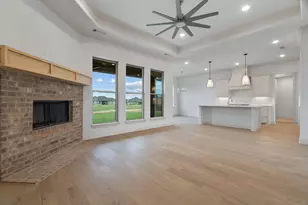 107 Moreland St, Paradise, TX 76073 - Photo 5