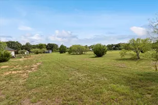 403 Polk Rd, Bowie, TX 76230 - Photo 35