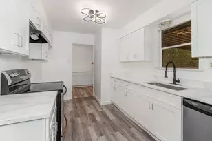 808 Gregory Ave, Bedford, TX 76022 - Photo 9