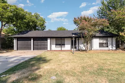 808 Gregory Avenue, Bedford, TX 76022 - Photo 3