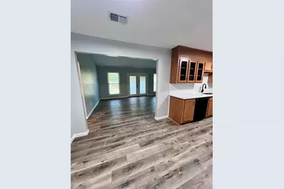 1612 Prince Court, Benbrook, TX 76126 - Photo 9