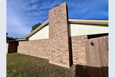 1612 Prince Court, Benbrook, TX 76126 - Photo 29