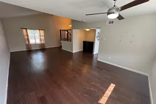 2113 Via Del Norte, Carrollton, TX 75006 - Photo 5