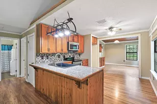 194 Oak Shadows Cv, Holly Lake Ranch, TX 75765 - Photo 7