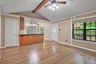 194 Oak Shadows Cv, Holly Lake Ranch, TX 75765 - Photo 17