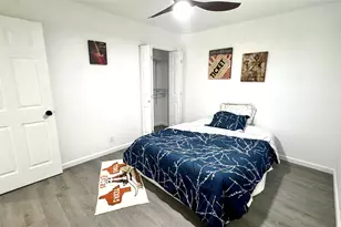 809 Milky Way, Garland, TX 75040 - Photo 35