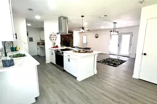 809 Milky Way, Garland, TX 75040 - Photo 13