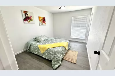 809 Milky Way, Garland, TX 75040 - Photo 31