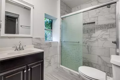 711 S Rosemont Avenue, Dallas, TX 75208 - Photo 17