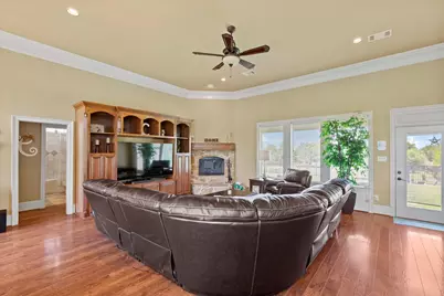 3707 Heatherwood Lane, Sherman, TX 75090 - Photo 5